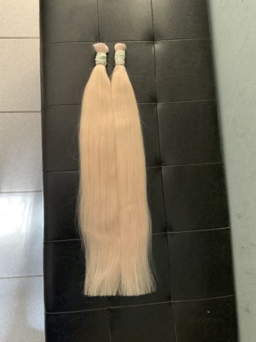 63-65, szőke, nagyon jó minőségű haj 100-150-200g 